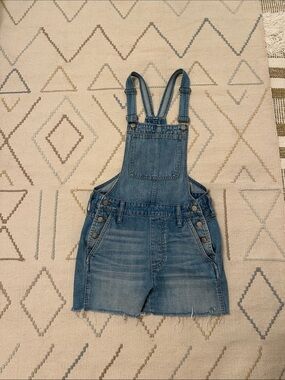 Madewell l Blue Denim Short Overalls